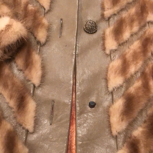 Leather and mink car coat - Picture 5 of 8